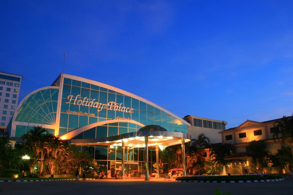 Holiday Palace Ou Chrov Exterior photo
